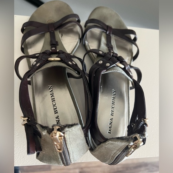 DANA Buchman Strappy Sandal - Size 8 - Picture 9 of 10